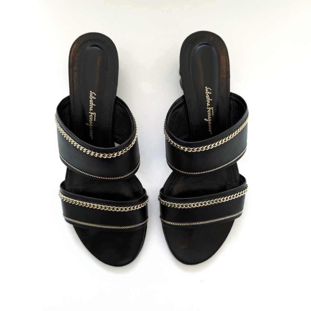 SALVATORE FERRAGAMO BELLUNO BLACK LEATHER
GOLD CHAIN SLIDE SANDAL FLOWER HEELS - Picture 2 of 9